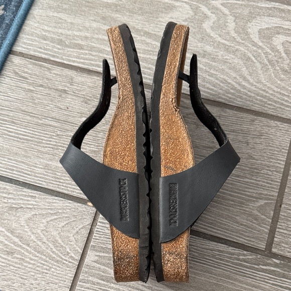 Birkenstock Gizeh Black Leather Thong Cork Buckle Sandals - Picture 5 of 7